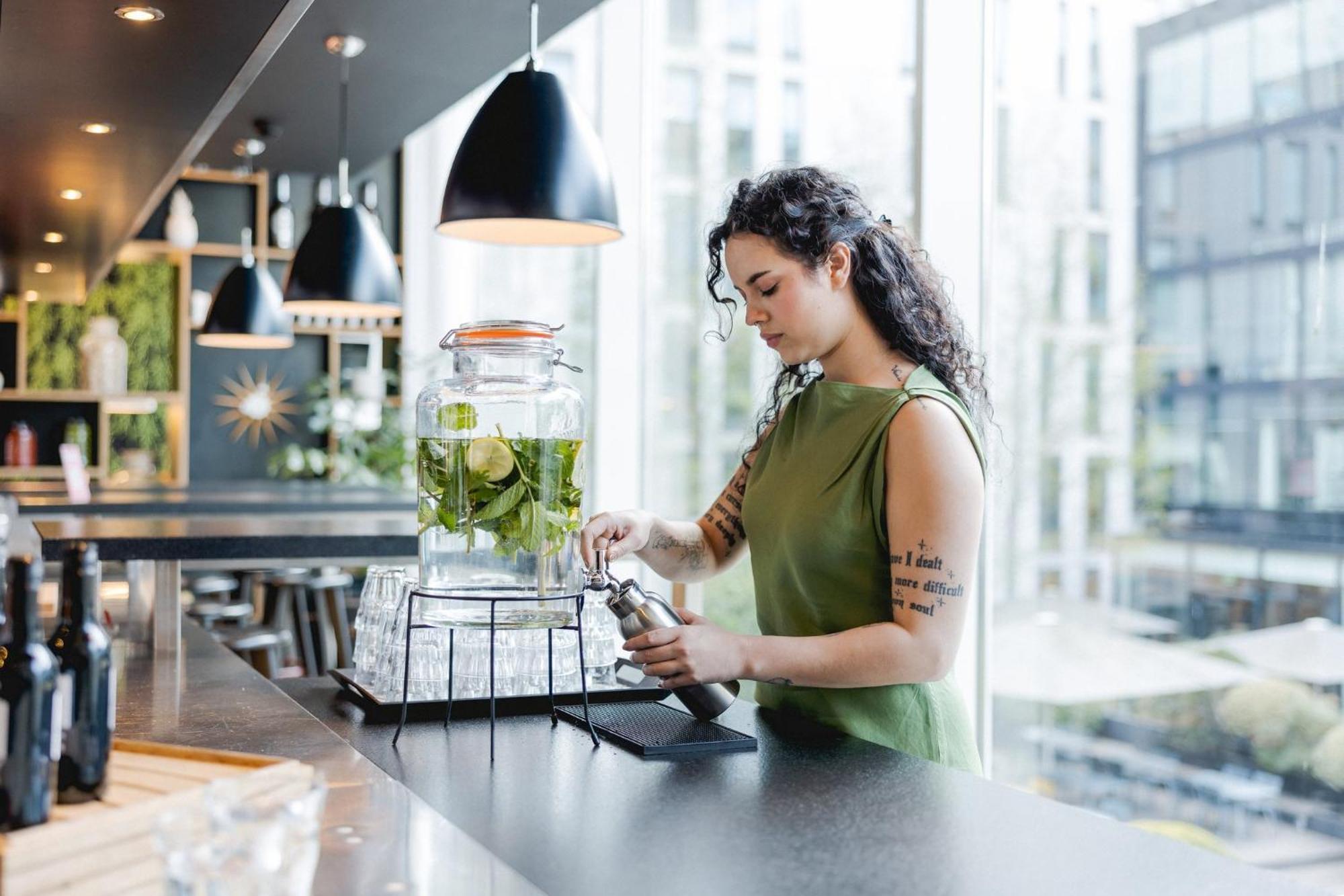 Citizenm Amstel Amsterdam Hotel Bagian luar foto