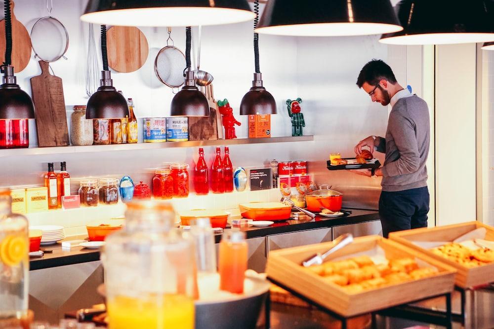 Citizenm Amstel Amsterdam Hotel Bagian luar foto